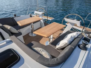 Hanse 410